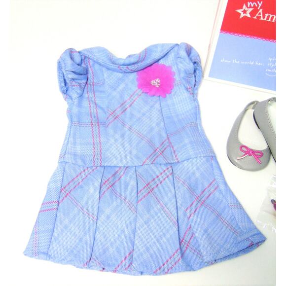 American Girl SWEET SCHOOL DRESS Outfit Doll Clothes Barrette Socks Shoes Box - Picture 8 of 9